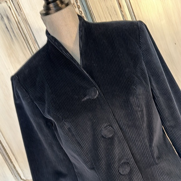 The J. Peterman Company 100% Cotton Deep Blue Corduroy Collarless Blazer Classic - Picture 2 of 11